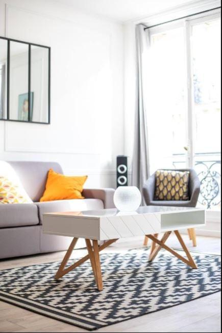 Joli Appartement Champs Elysees - 6P Paris Eksteriør billede